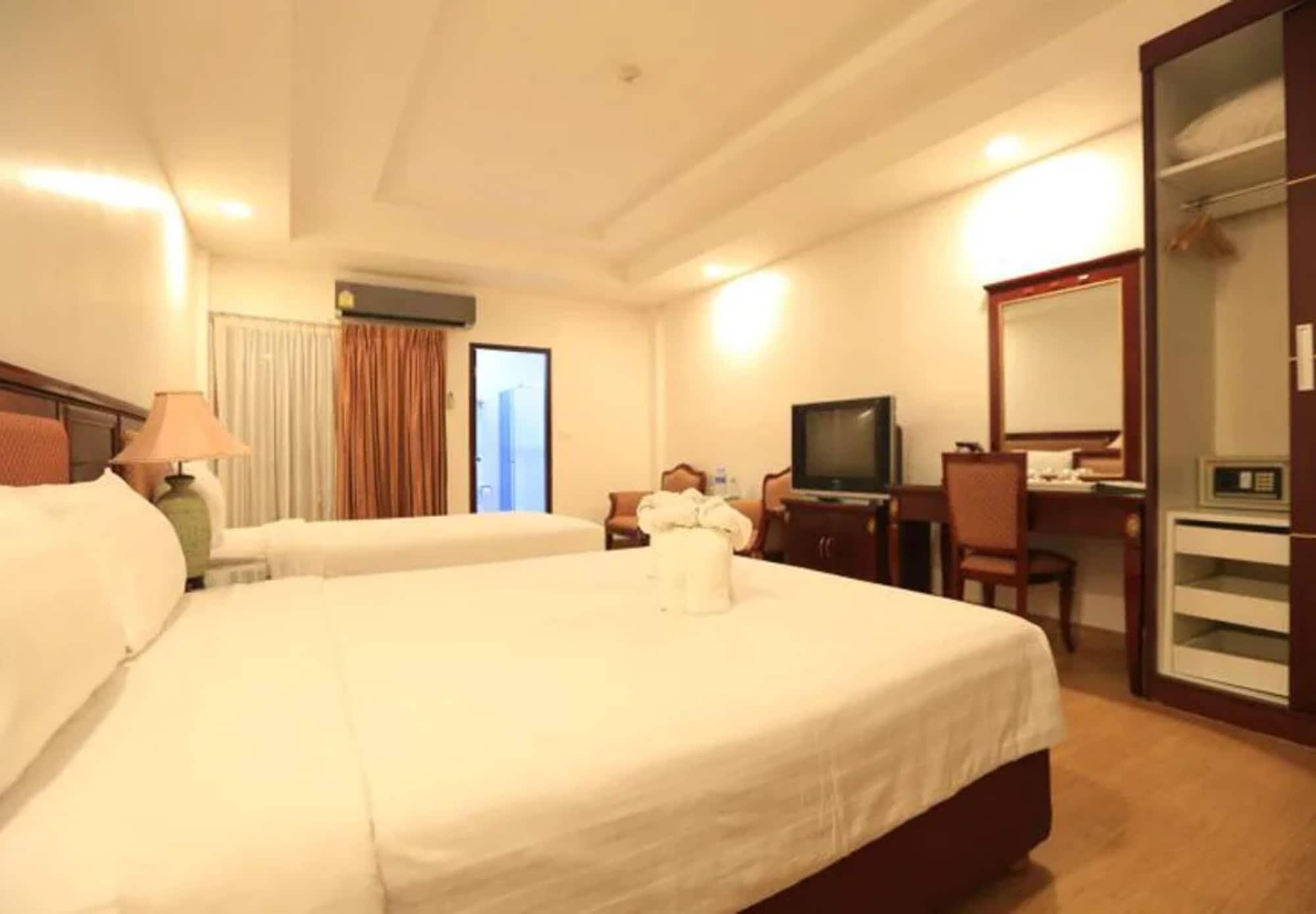 Pattaya Hiso Hotel Exterior foto
