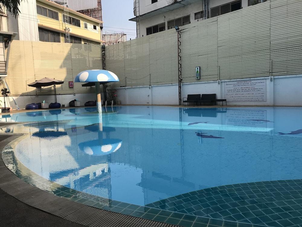 Pattaya Hiso Hotel Exterior foto
